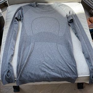 Lululemon long sleeve swiftly gray 6